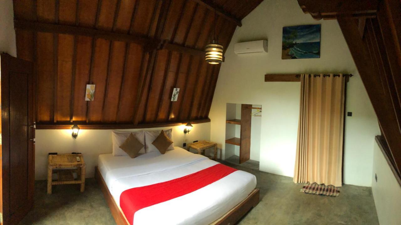 Tropical Sunday Bungalow - Surf And Stay Selong Belanak Kültér fotó