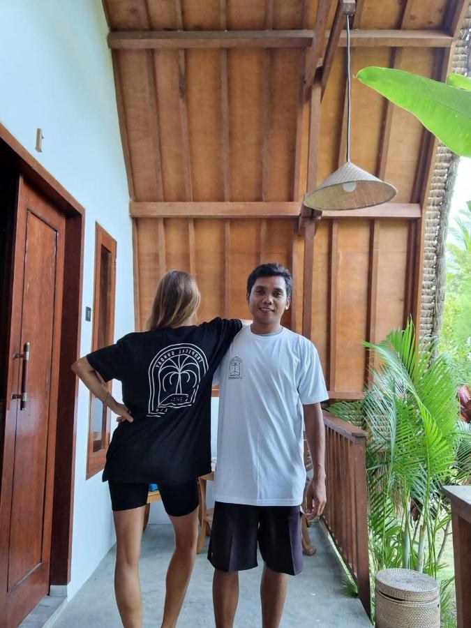 Tropical Sunday Bungalow - Surf And Stay Selong Belanak Kültér fotó