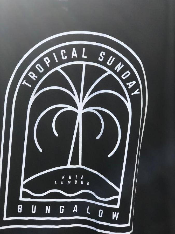 Tropical Sunday Bungalow - Surf And Stay Selong Belanak Kültér fotó